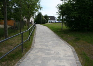 Pflasterbau Verbindungsweg Rödlitz